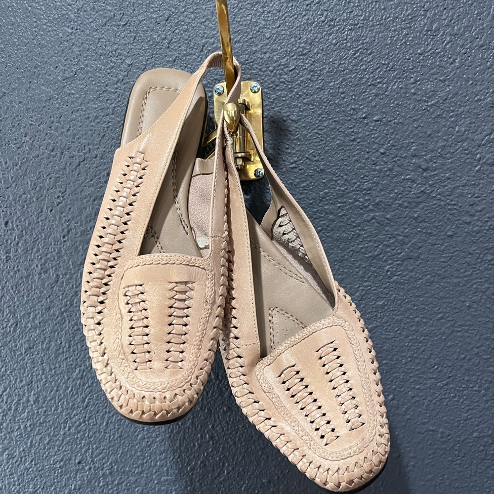 Woven Leather Slingback Sandals size 9 Sand color